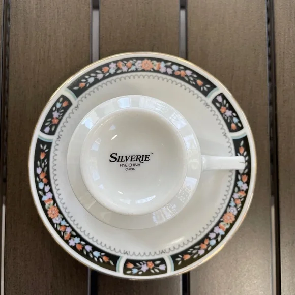 VINTAGE SILVERIE CHINA COFFEE TEA CUP AND SAUCER SET!! - Picture 7 of 8